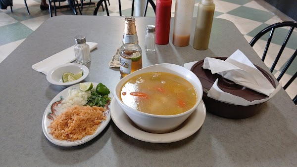 Authentic Mexican dish at Al Estilo Michoacán taquería in Beaverton, Oregon
